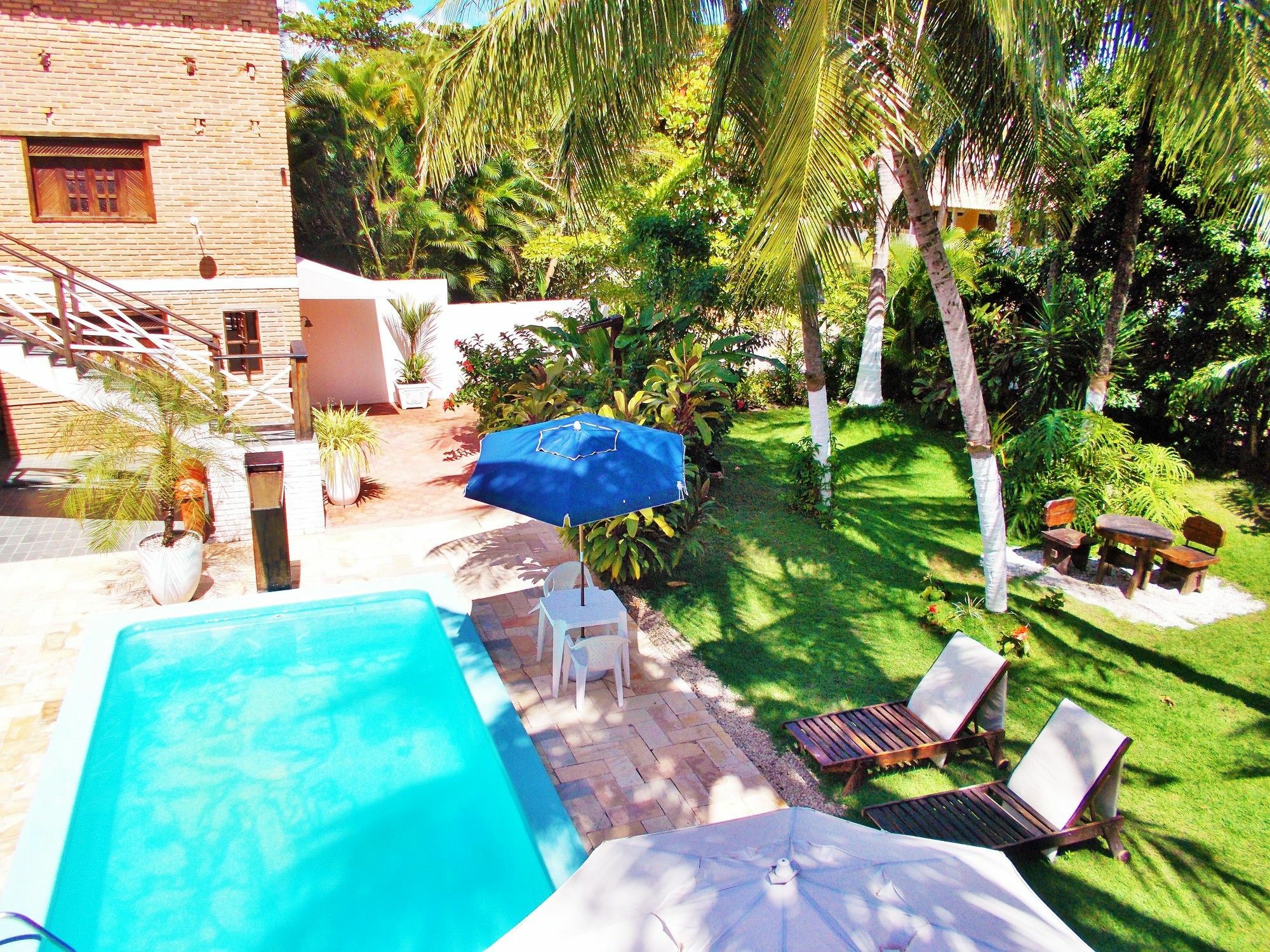 Lua Cheia Inn